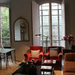 https://luxurious-2-bedroom-flat-in-a-historic-building.es-andalucia.com